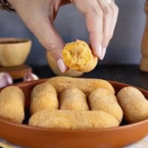 Enrolado de frango bacon e queijo (20g)